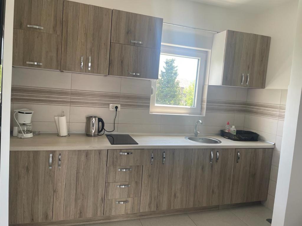 Kristina Apartments 蒂瓦特 外观 照片