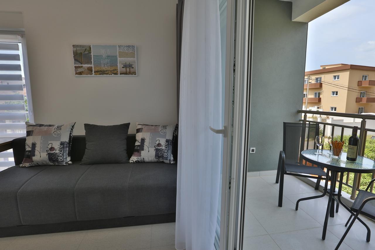 Kristina Apartments 蒂瓦特 外观 照片