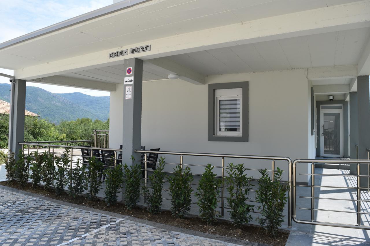 Kristina Apartments 蒂瓦特 外观 照片